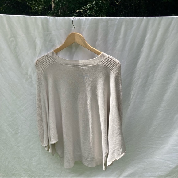 Prologue Cream Baggy Shirt, Size Medium - Picture 6 of 8